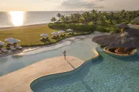 Ana Mandara Cam Ranh - Beach