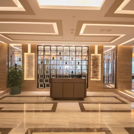 Grand Voyage Hotel