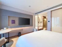 麗楓酒店(武漢龍湖天街光霞地鐵站店) 鄰近武漢工商學院黃家湖校區-圖書館的酒店