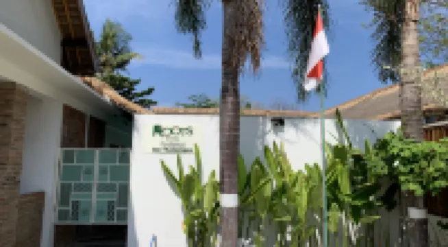 Roots Hotel Trawangan