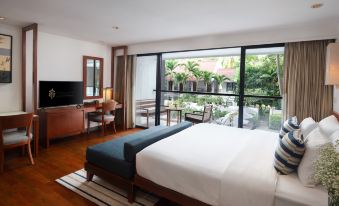 Woodlands Suites Serviced Residences