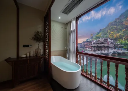 Yu Jiangyue · Natural Aesthetics Designer's View of Tuojiang River Scenery - Holiday Villa