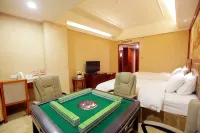 Vienna Hotel (Jishou Railway Station)