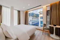 This Youshan Homestay (Huangshan South Gate Transfer Center)