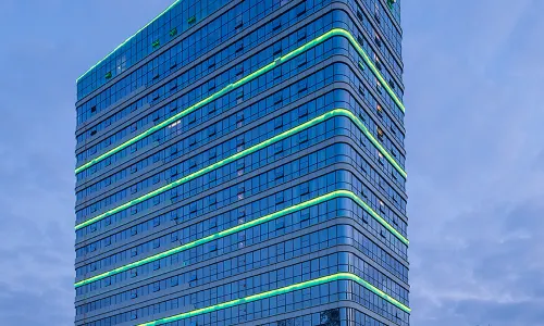 Holiday Inn Express Bazhong Center