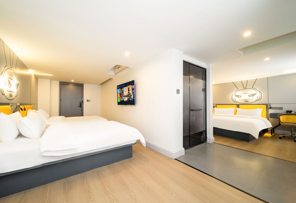 IU Hotel (Xi'an Zhonggulou Square) - Housity