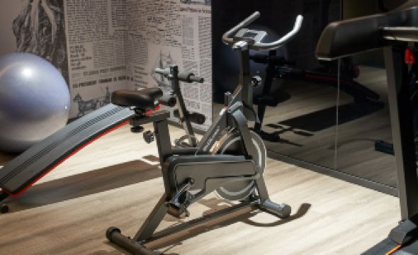 Lanwan Hotel (Guangzhou Shamian Island Yongqingfang Branch)