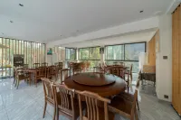 Qiannan Bamboo Sea Yanqi. Private Tang Homestay