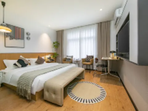 Xinghuaji Hotel Fuzhou (Sanfang Qixiang Wuyi Square Branch) Hotels near Yu Mountain Scenic Park