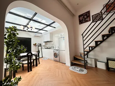 Xiaozhu Homestay (Shaanxi South Road) 화이하이루/회해로 상업지구 호텔