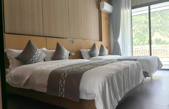 峨邊天賜宴福民宿