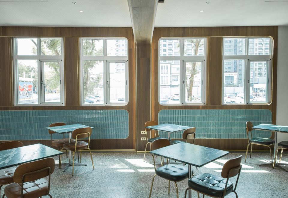 파포아 하버 호텔의 깨끗한 객실 모습