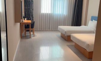 Home Inn (Xi'an Dayan Tower Datang Ever Bright City Shop)