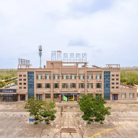 Elong Me Anlai Hotel (Zhangye Linze Danxia Avenue)