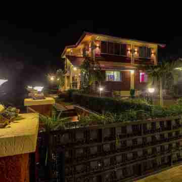 Blossom Stay Hotel Exterior