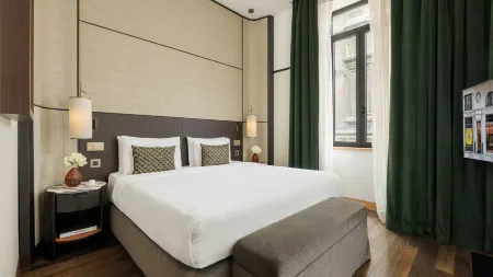 Park Hyatt Milan Отели рядом с достопримечательностью «Миланский университет Бикокка»