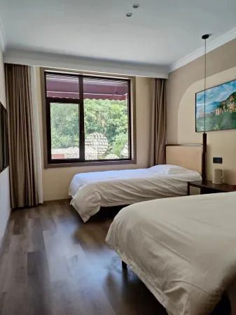 Zhangshiyan Yunshuijian Homestay Отели рядом с достопримечательностью «Jiunv Peak Scenic Area»