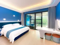 Qingyuan Fogang Senbola Squirrel Hotel