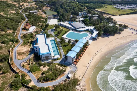 Pingtan Kunhao Resort Hotel Отели рядом с достопримечательностью «Pingtan Island»