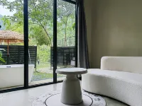 Cloud Nine Inn Tonglu