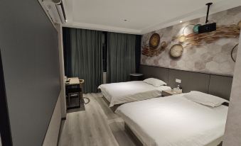 Hippodrome Hotel