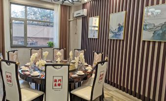 Khorgos Yijiang Hotel