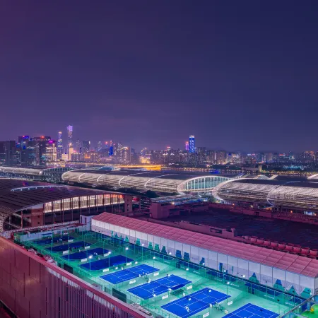 Yicheng Holiday Apartment (Guangzhou Pazhou Convention and Exhibition Center Poly World Trade) Отели рядом с достопримечательностью «Весенняя кантонская ярмарка»