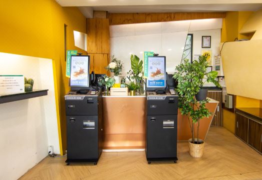 체크 인 익스프레스 타이중 펑치아