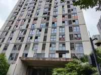 Ocean Boutique Apartment Hotel Hotel dekat Bawenhua Park