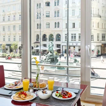 Austria Trend Hotel Europa Wien Отели рядом с достопримечательностью «Площадь Фрайунг»