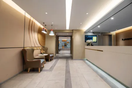 Homeinn Hotel neo (Xi'an University of Science and Technology Subway Station) Отели рядом с достопримечательностью «Xi'anjiaotong University Museum»