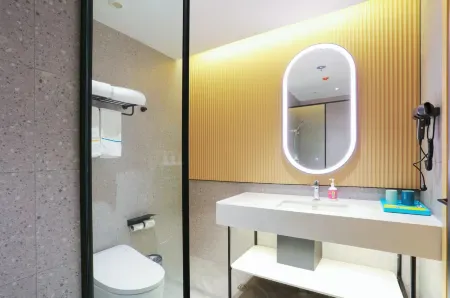 City Comfort Inn Hotel (Shenyang Shenbei University Town Fangte) Отели рядом с достопримечательностью «Shenyang Institute of Engineering»