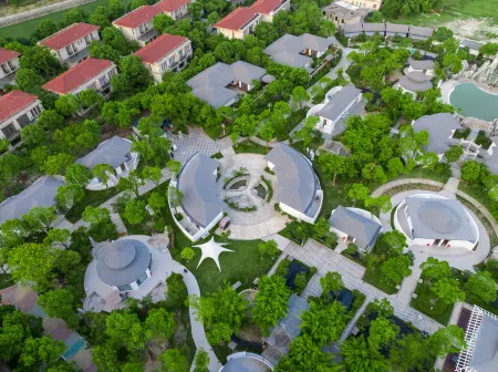 Manwan Hot Spring Hotel Отели рядом с достопримечательностью «Ningbo Engineering College»