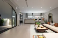 Qingrongli Boutique Inn (Mangshi Square & Dai Ancient Town Branch)