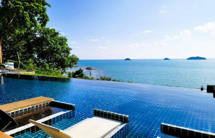 Koh Chang Cliff Beach Resort