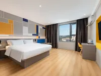 7Days Inn Hotel (Liupanshui Panzhou Shengjing Avenue Hongguo Small Plaza) Hotels in Panzhou