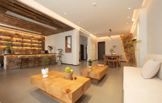 Tiantai Hidden Light Collection Homestay  (Tiantai Mountain Scenic Area Store) Hotels near Former Residence of Jigong