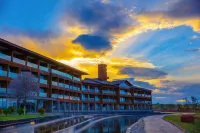 Yanyuan Berlin Lake Apple Farm Hotels in Yanyuan