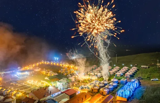 輝騰錫勒草原民宿之星度假山莊