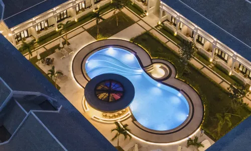 Choasis Hotel