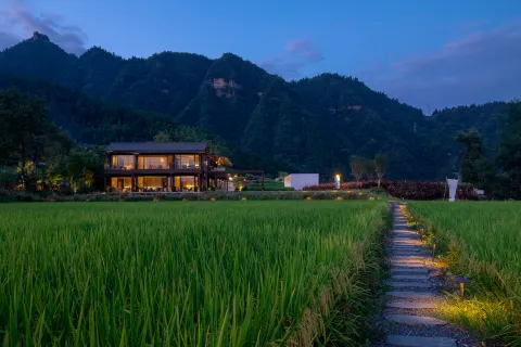 Trip.com Group Country Retreats (Zhang Jiajie Manson Joint Resort）