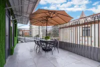 Anning Baiya Hotel (Wuyue Plaza)