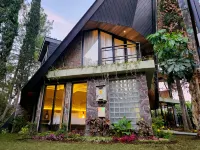 Villa Klub Bunga - by The Batu Hotel Batu Malang Hotel di 