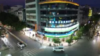 City Premium Hotel (Luoding Bus Station)