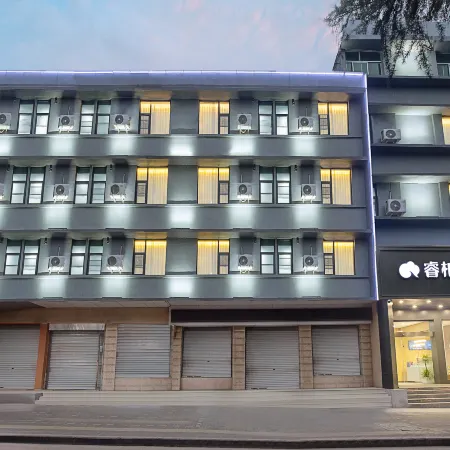 Homeinn Ripple Hotel (Sanmenxia Mianchi Ten Thousand People Square County Government)
