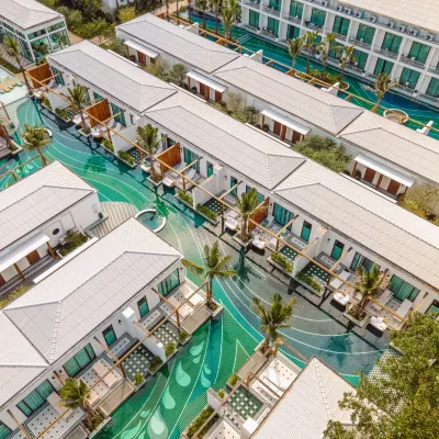 Sugar Marina Resort-LAGOON-Villas, Naiyang Beach Hotel dekat Air Terjun Kluai