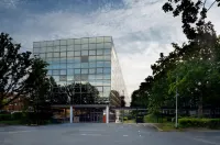 EasyHotel Milton Keynes Hotels in Campbell Park