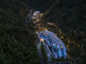 Anlan Daxi Hot Spring Resort Hotel