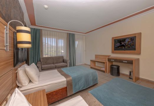 아르마스 카플란 파라다이스