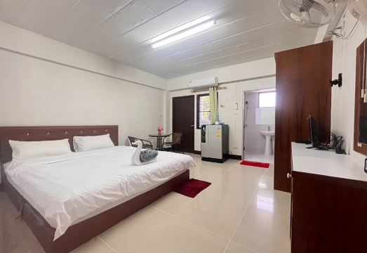 더 퍼스트 레지던스 람푼